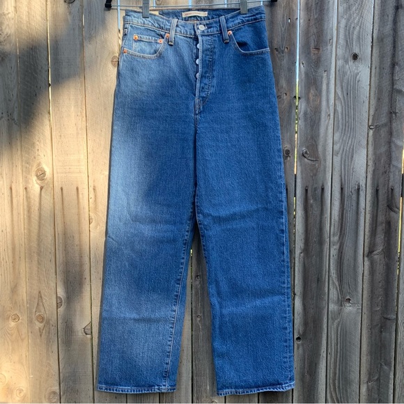 Levi’s Ribcage Straight Ankle Jeans Medium Wash SZ 28 - Picture 1 of 5